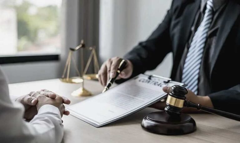 Signs Your Business Needs Legal Help for Disputes