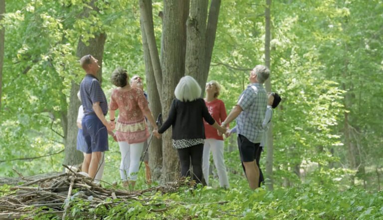 The Growing Popularity of Family Burial Plans